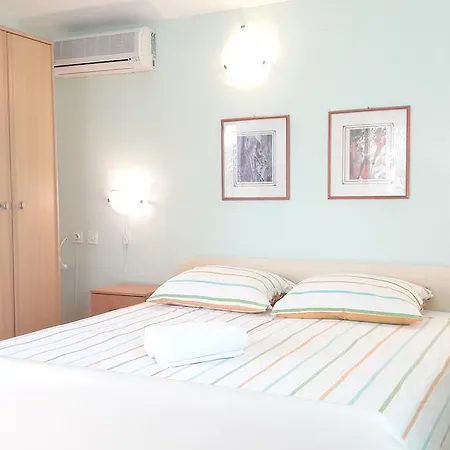 Gracijela Appartement *